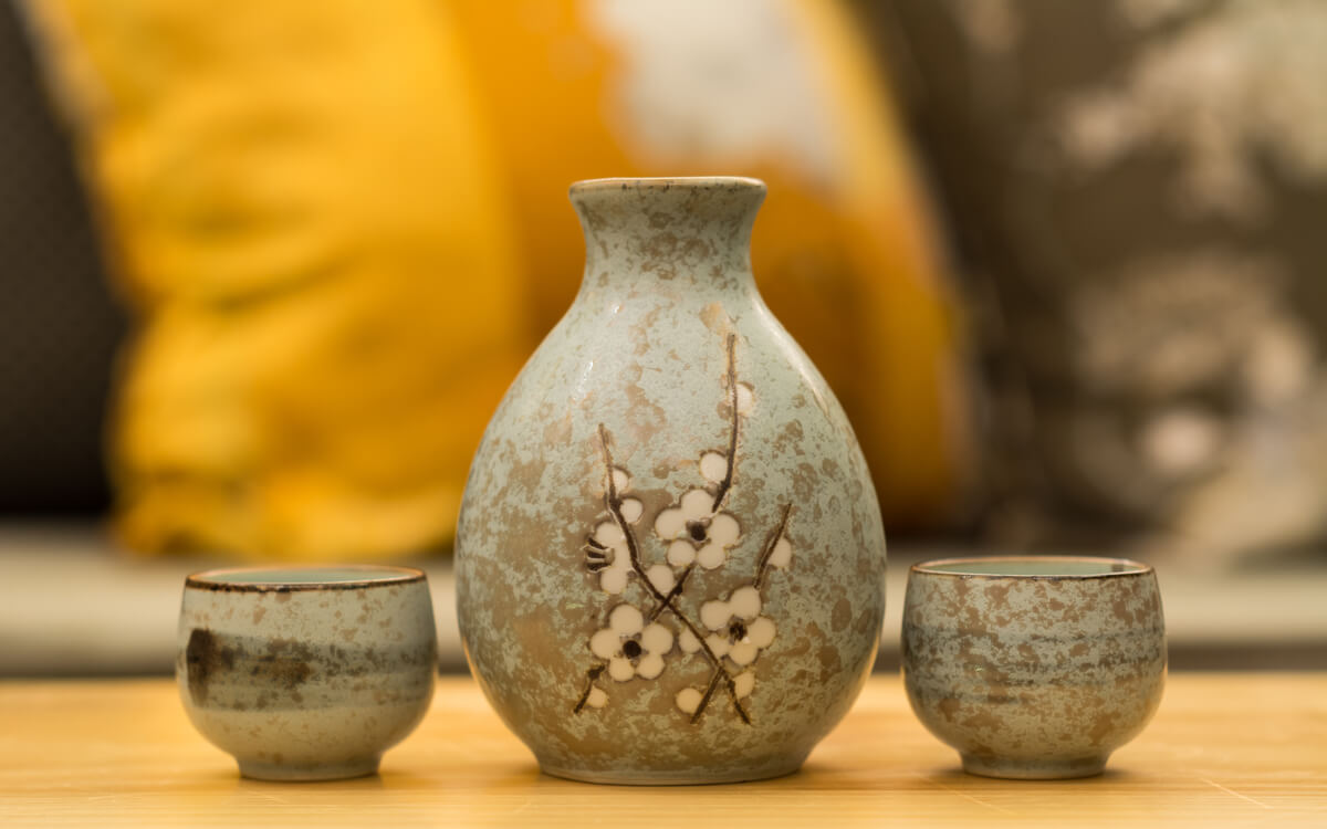 Japanese Ceramics and Porcelain