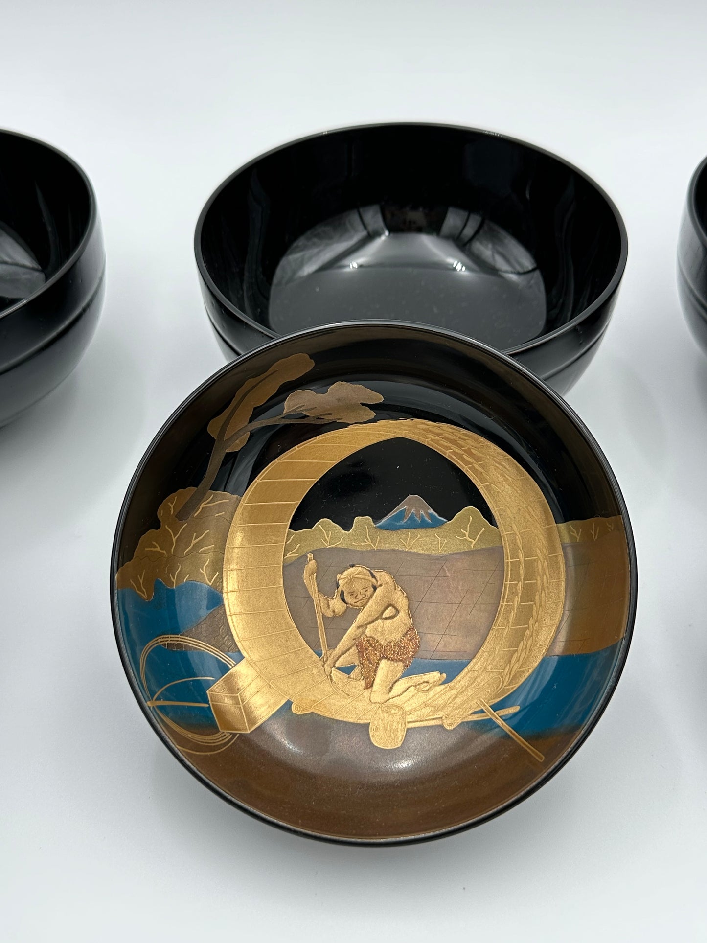 Wajima Lacquerware Bowl with Five Views of Mount Fuji Illustration by Kihachi (5 pieces)