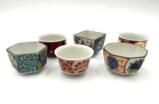 Kutani Yaki (Ware) Traditional Design Sake Cup Set (6 cups)