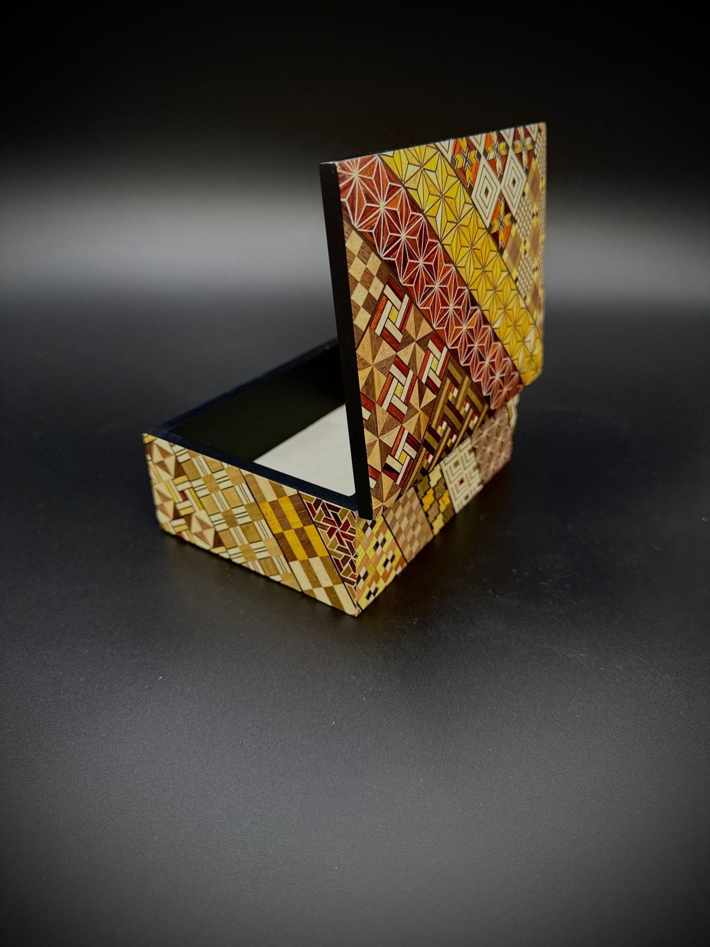 Hakone Yosegi Marquetry