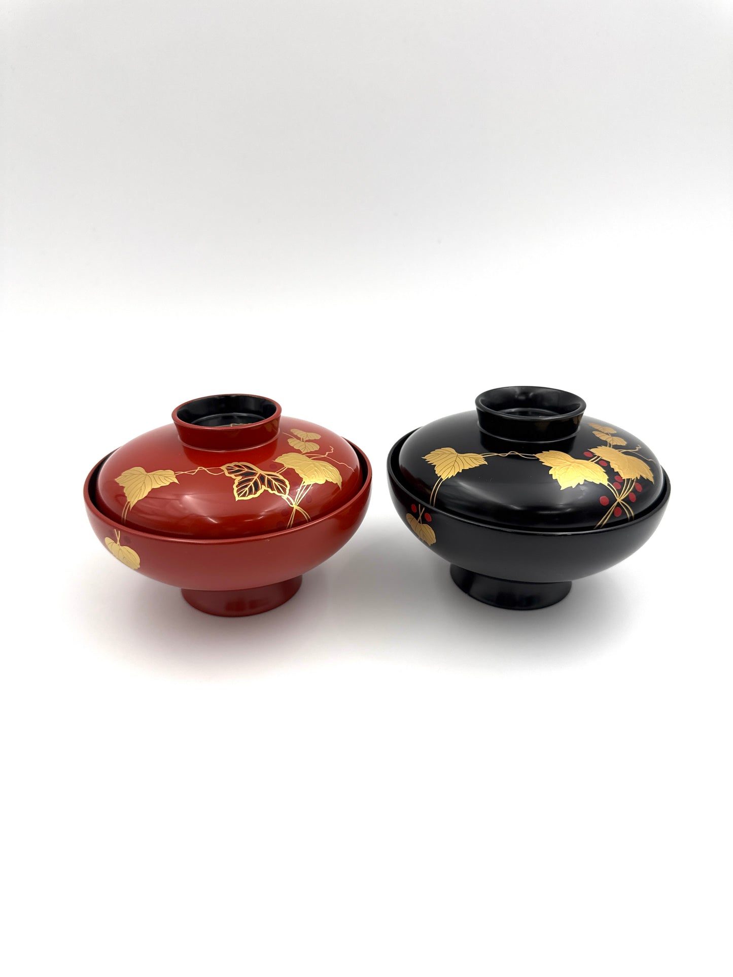 Kawatsura Lacquerware Soup Bowl Set – Ivy Motif in Red & Black