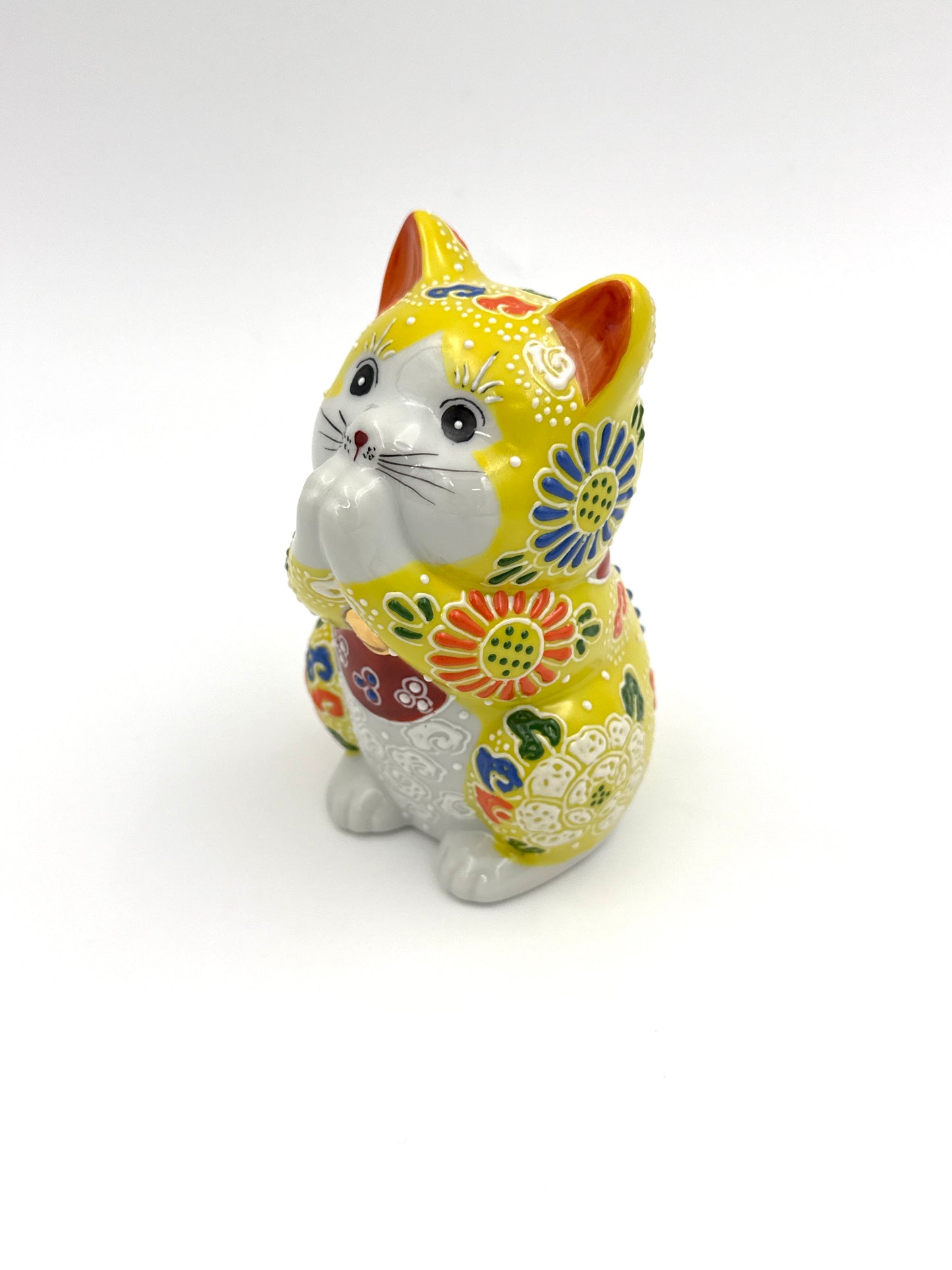 Kutani Yaki (Ware) Praying Cat (Yellow)