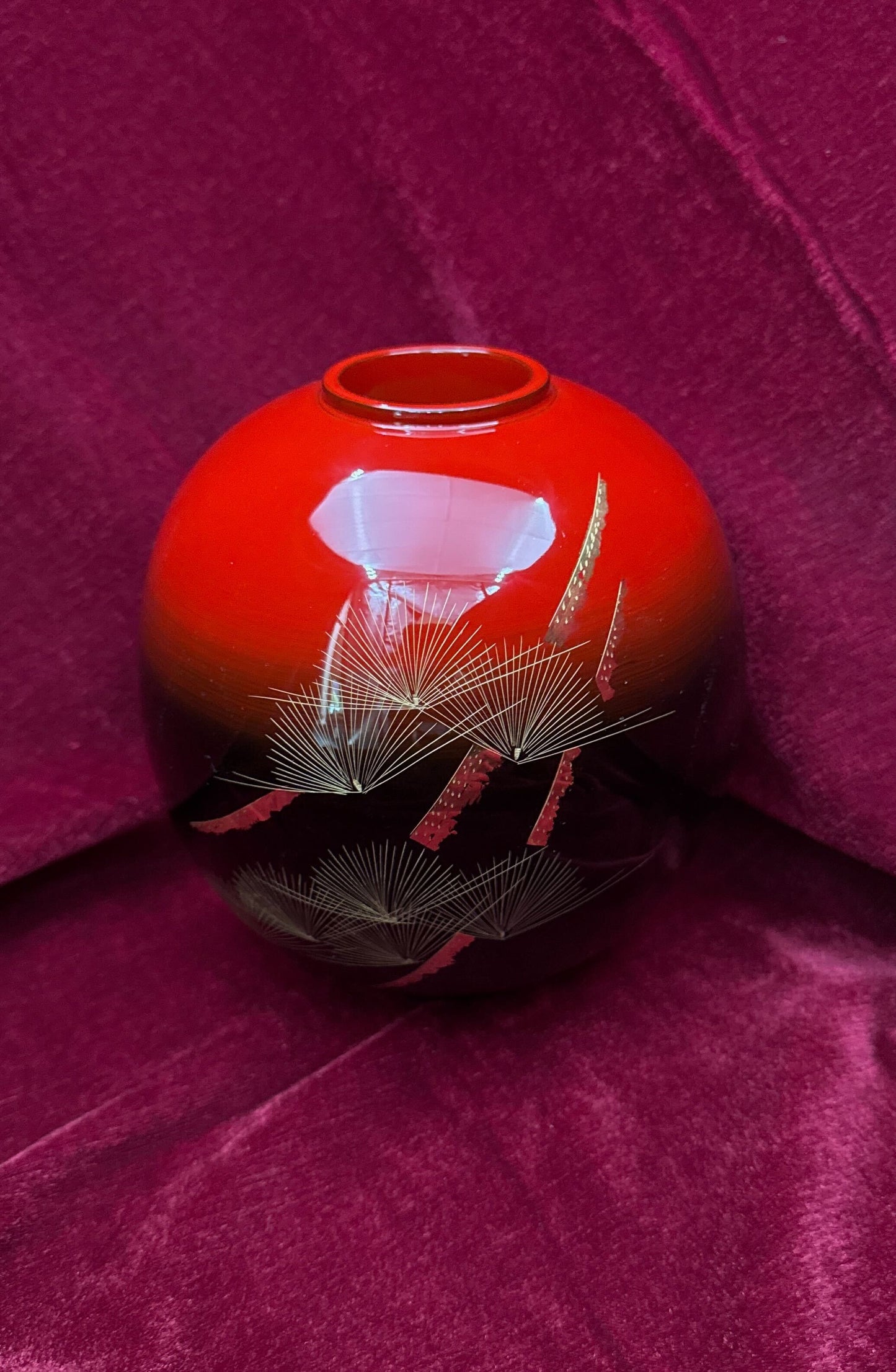 Wajima Lacquerware Round Vase, Red and Black