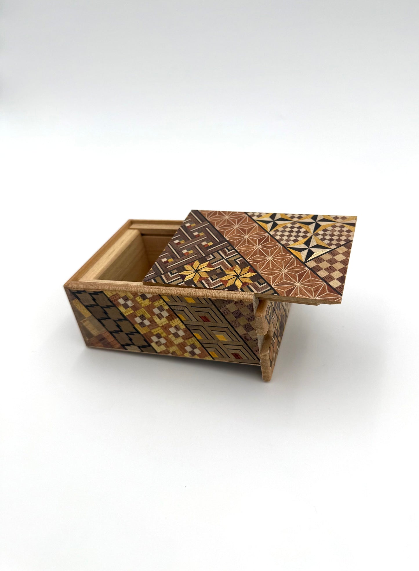 Hakone Yosegi Puzzle Box (7 Steps)