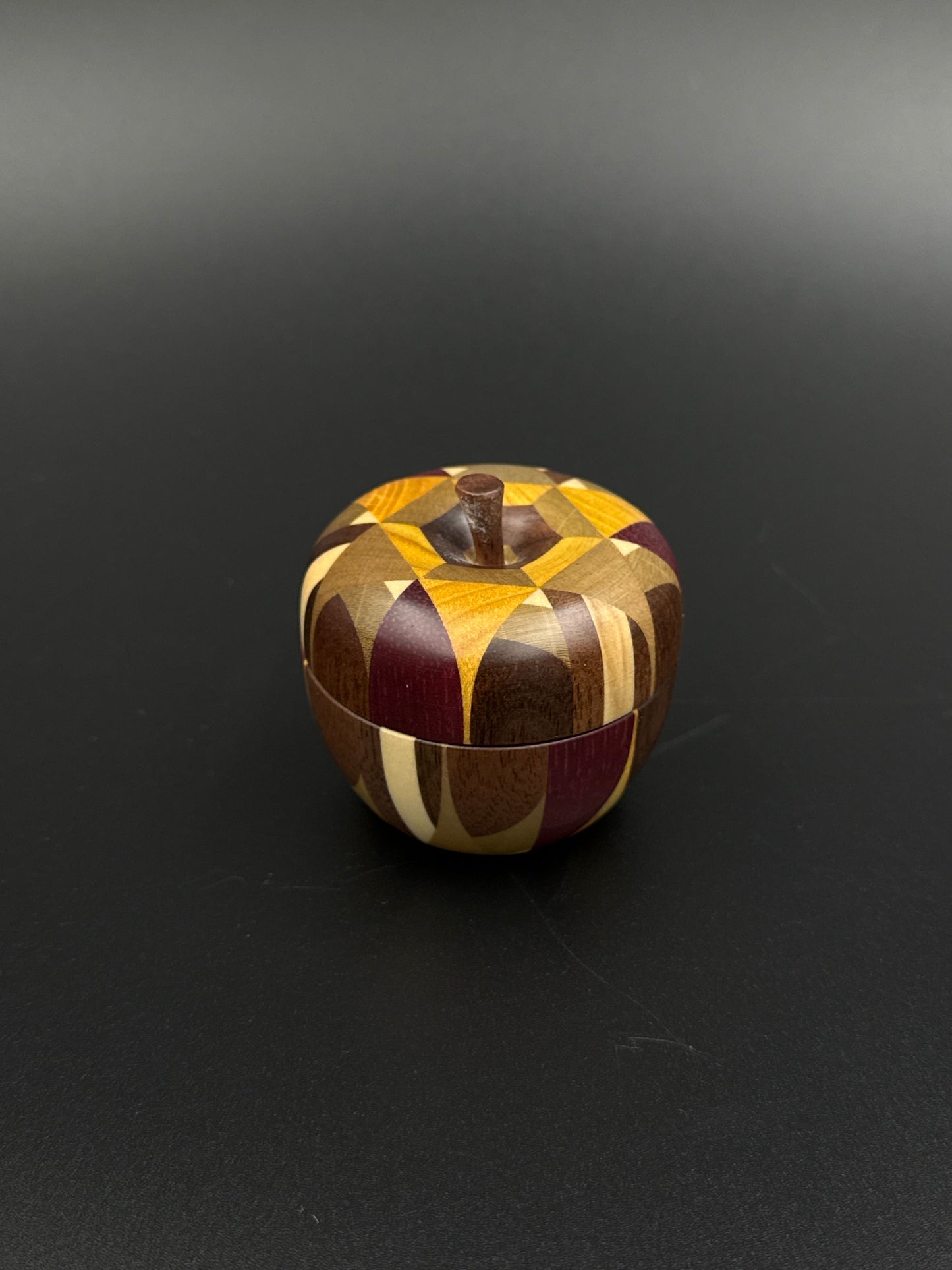 Hakone Yosegi Japanese Marquetry Apple-shaped Small Bowl