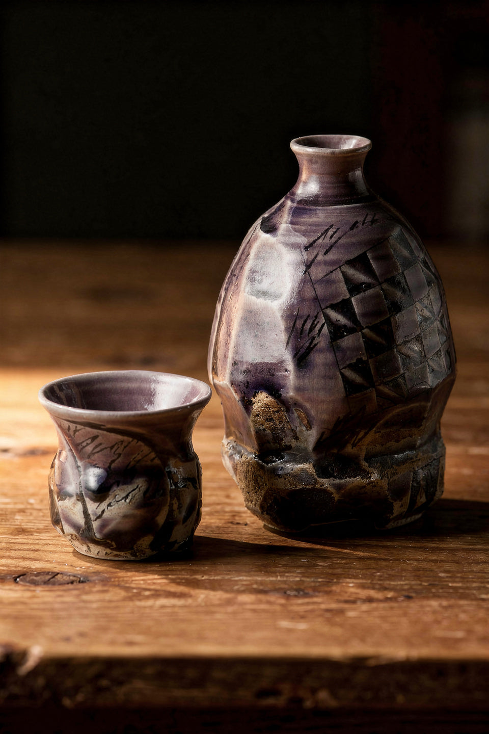 Mino Yaki (Ware) Hand Drawn Sake Set Dark Purple
