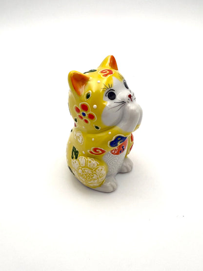 Kutani Yaki (Ware) Praying Cat (Yellow)