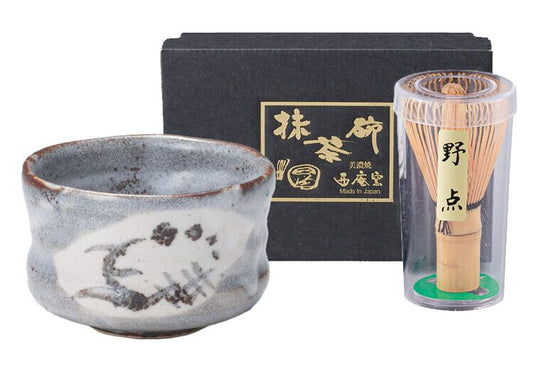 Mino Yaki(Ware) Matcha Set, Bowl and Bamboo Tea Whisk (Chasen)