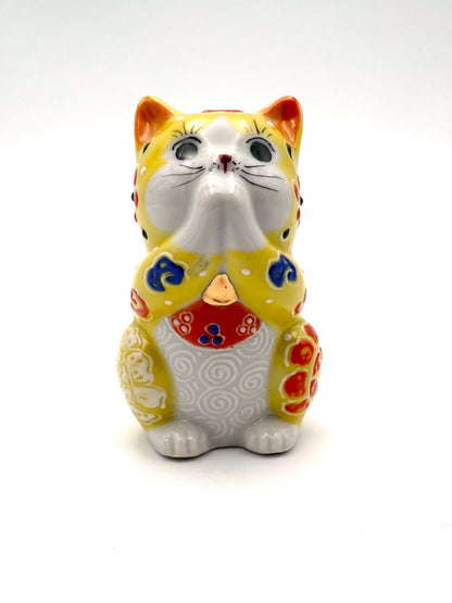 Kutani Yaki (Ware) Praying Cat (Yellow)