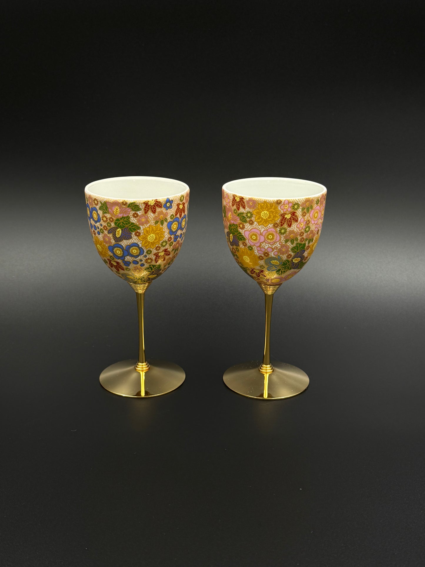 Kutani Yaki (Ware) Pair Wine Cup, Hanazume