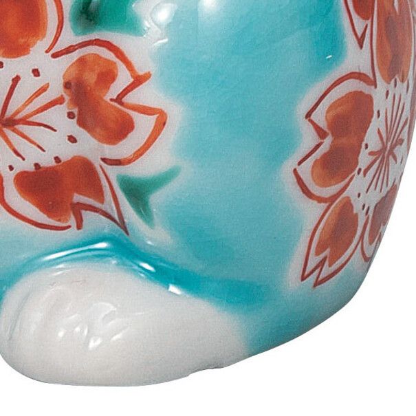 Kutani Yaki (Ware) Praying Cat (Light Blue)
