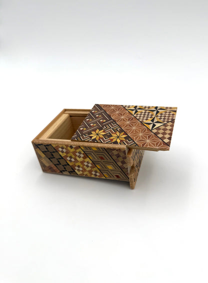Hakone Yosegi Puzzle Box (7 Steps)