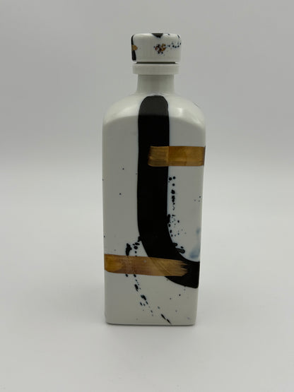 Arita Yaki (Ware) Zebra Gold Paint Long Squared Shochu Bottle (Screw Type Cap)