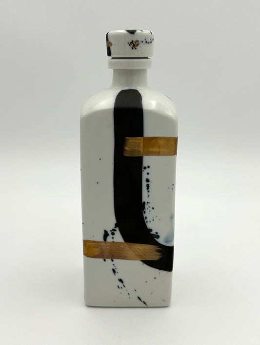 Arita Yaki (Ware) Zebra Gold Paint Long Squared Shochu Bottle (Screw Type Cap)