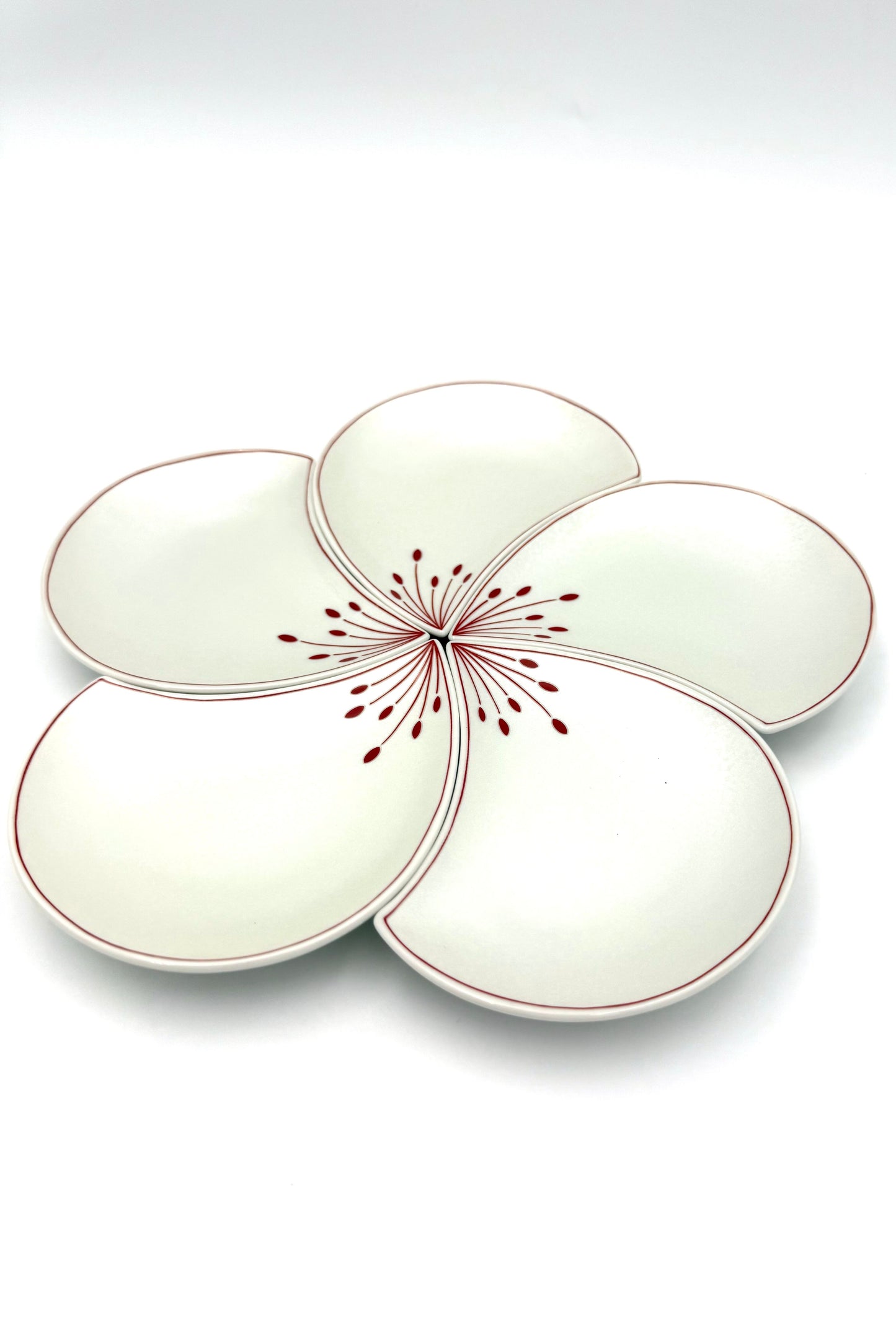Arita Yaki (Ware) Plum Blossom Petal Plate (White)