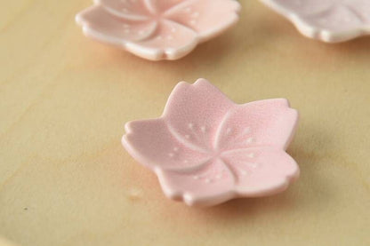 Mino Yaki Chopstick Rest, Sakura(Cherry Blossom) Shape (5 pcs)