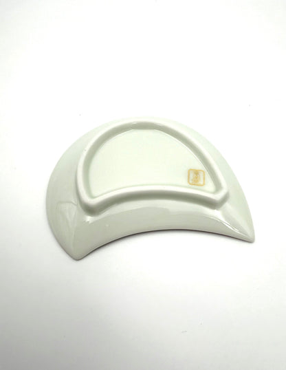 Arita Yaki (Ware) Plum Blossom Petal Plate (White)