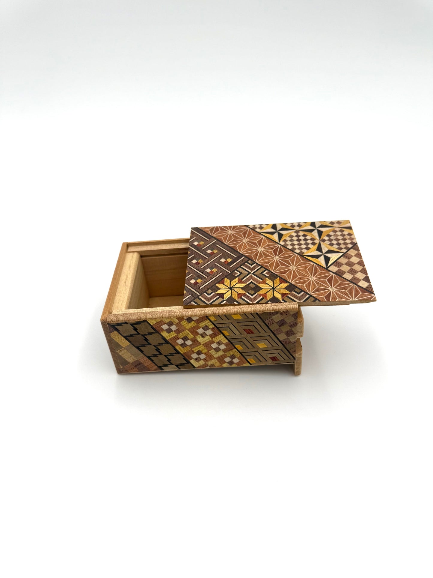 Hakone Yosegi Puzzle Box (7 Steps)