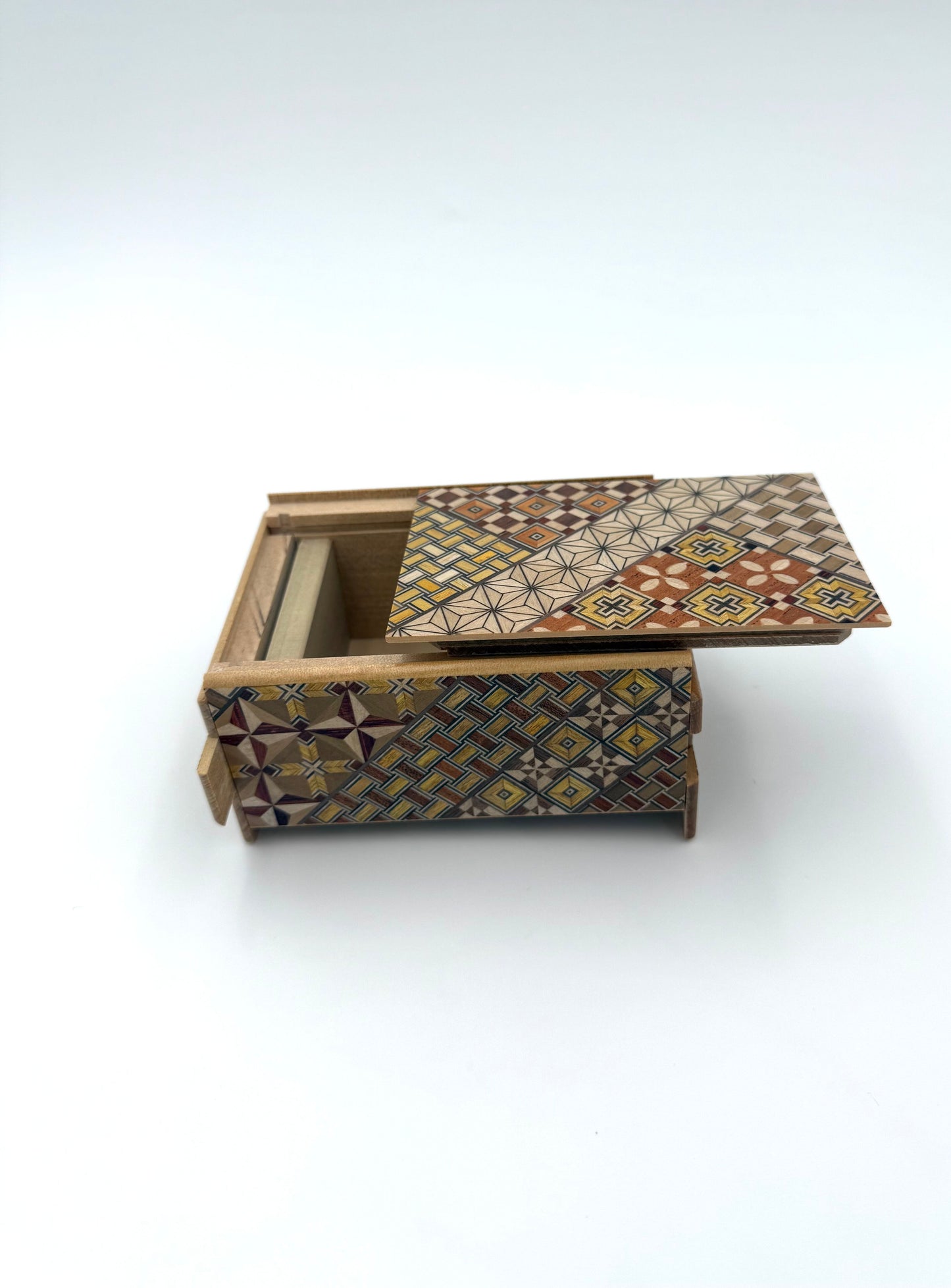 Hakone Yosegi Puzzle Box (12 Steps)