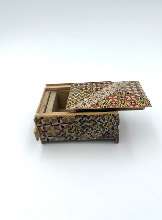 Hakone Yosegi Puzzle Box (12 Steps)