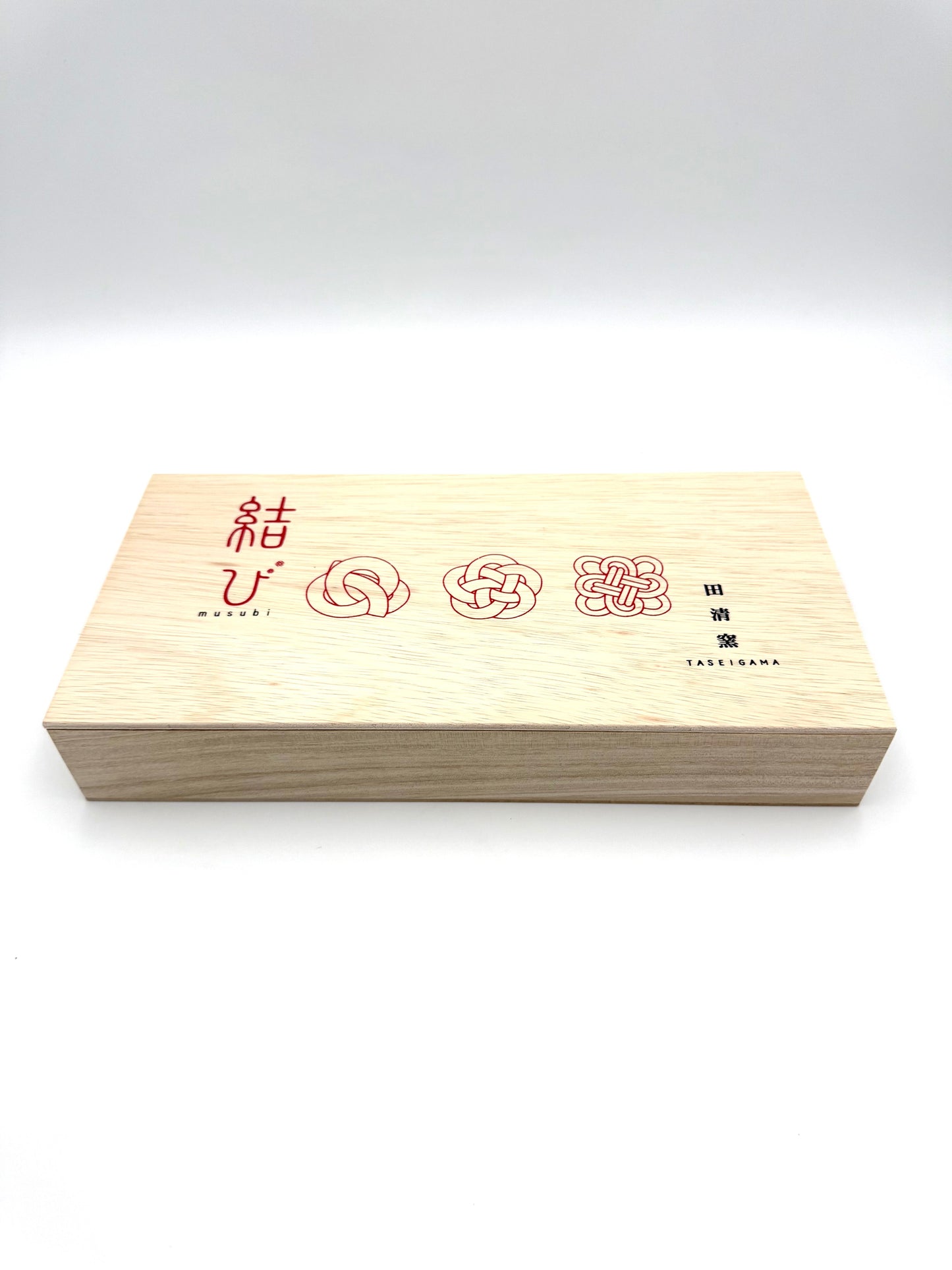 Arita Yaki (Ware) Gift Plate Set(Set of 2 plates)  with Wooden Box