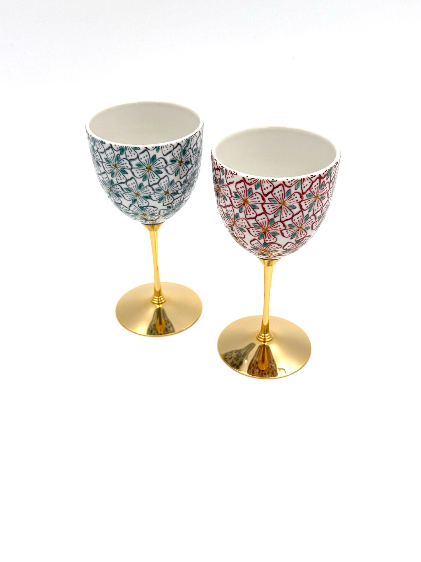 Kutani Yaki (Ware) Pair Wine Cup, Kamon