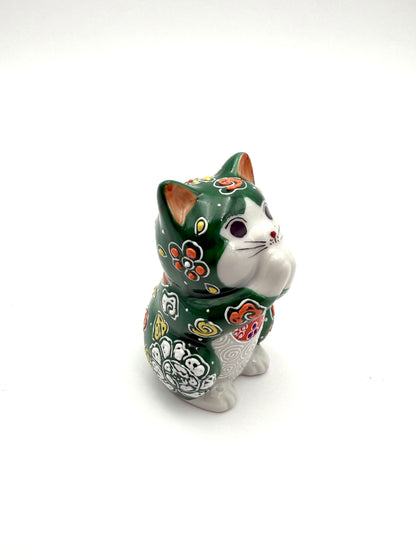 Kutani Yaki (Ware) Praying Cat (Green)